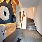 Near Lift With Garden Alpstuga *
