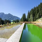 Near Lift With Garden *