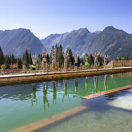 Near Lift With Garden شاليه Neukirchen am Großvenediger