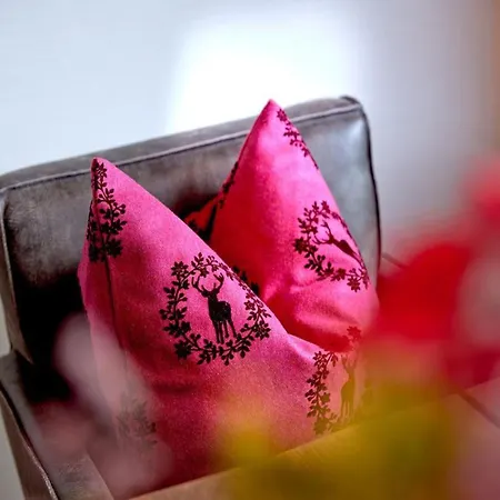 木屋 Near Lift With Garden