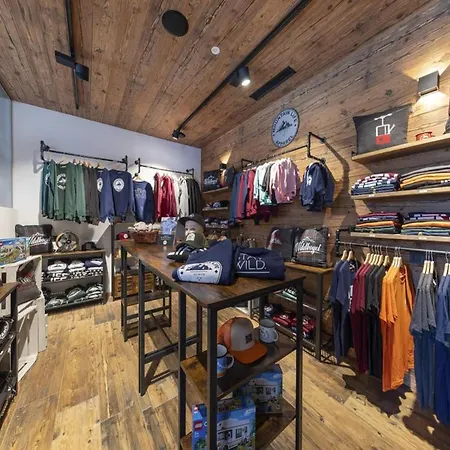 木屋 Near Lift With Garden *