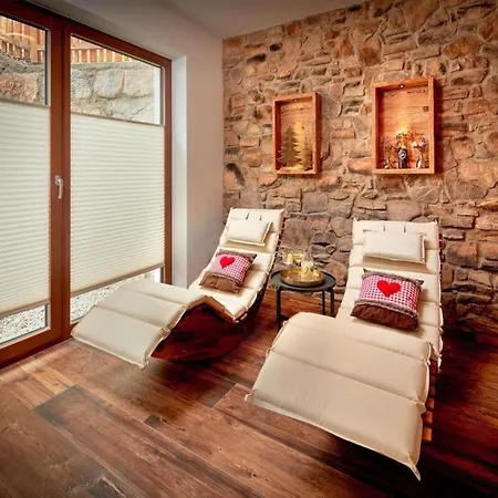 木屋 Near Lift With Garden