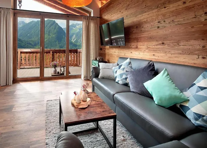 Dağ evi Near Lift With Garden *