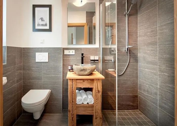 Chalé Near Lift With Garden