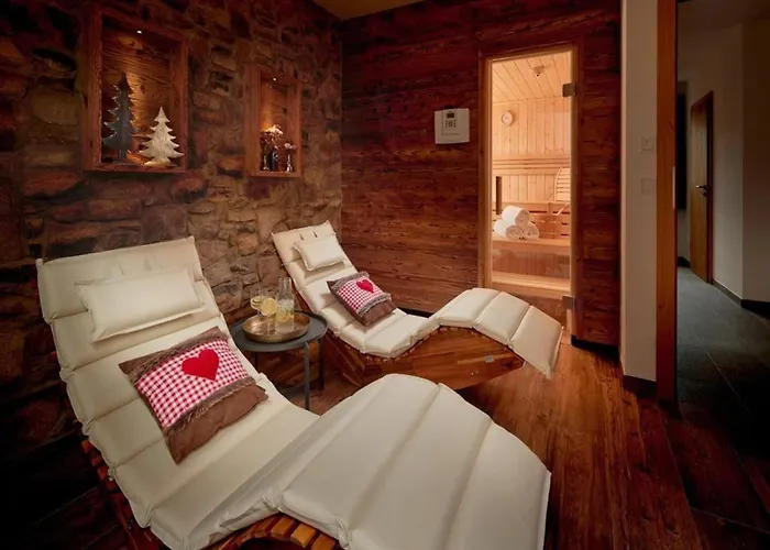 Near Lift With Garden *